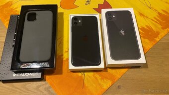 iPhone 11 64GB černý, top stav - 2