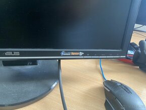 Asus monitor - 2