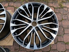 AUDI A6 S6 4G0 A7 S7 4G8 ALU DISK KOLO 8,5J x 20” ET45 - 2