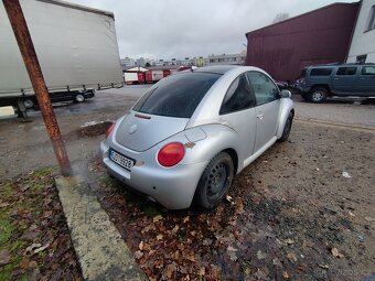 VW new Beetle - 2