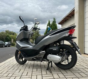 Honda PCX 125, 2017, cz doklady - 2