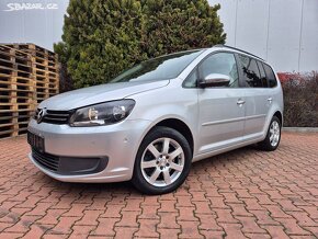 VW Touran 2.0TDI 103kW,DSG,7.míst,navi,178tis.km serviska - 2