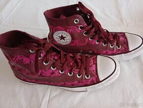 Botasky Converse, vel.40 - 2