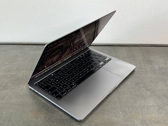 MacBook Pro 13" 2020 i5 / 16GB / 500GB / SG - DPH - 2