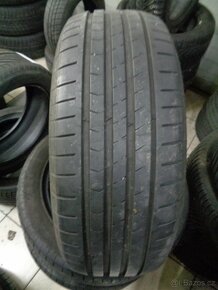 205/55 R16 VREDESTEIN (cca 5mm) č.13547 - 2