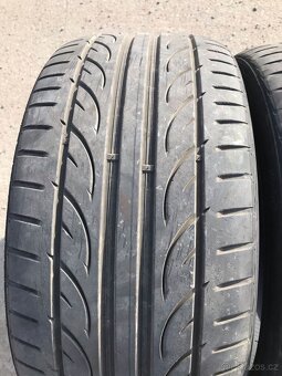 Letní pneu Hankook  245/40   R18 - 2