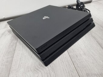 Sony Playstation 4 PRO - HDD 1TB - čtěte popis - 2