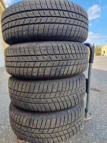 Zimní pneu 215/65 R16HXL vč. plech. disků a ventilků TMPS - 2