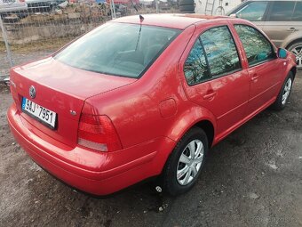 Volkswagen Bora 1.6 16v 77 kW nová STK rok 2001 slušný stav - 2