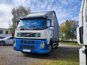 Volvo FM 13.400 EURO3,6x2,valník 3str.shrnovačka,r.2006 - 2