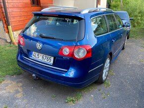 VW passat B6 2.0tdi 4x4 R-line - 2