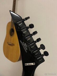 Jackson soloist floyd rose - 2