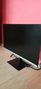 27" monitor vhodný pro práci i zábavu - 2