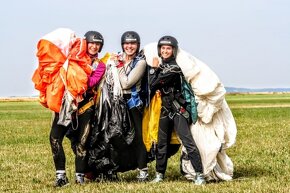 Základní parašutistický výcvik s jedním seskokem - 2