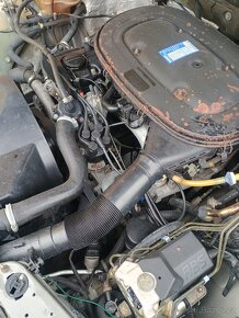 Motor 2.3 benzín W124 - 2