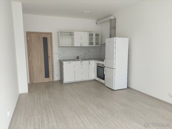 Pronájem 1+kk ( 41 m2) a studio to rent Brno-Královo Pole - 2