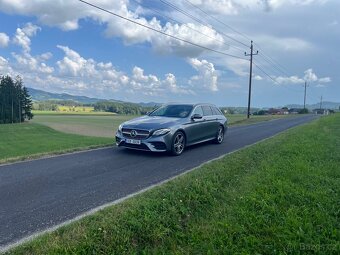 Mercedes-Benz E 220d AMG packet - 2