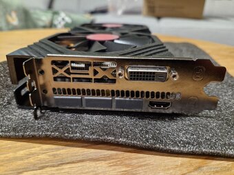 XFX GTS Radeon RX 580 8GB TripleX Edition - 2