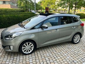 Kia Carens 1.7CRDi 7 MÍST 100KW LED KAMERA NAVI PANORAMA - 2