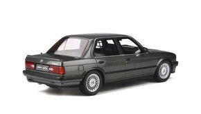 1:18 BMW - 2