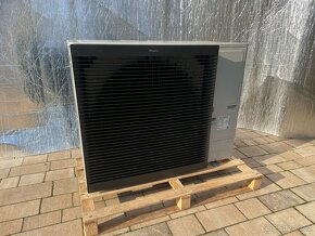 Tepelné čerpadlo Daikin Altherma ERLA 11KW komplet s hydrobo - 2