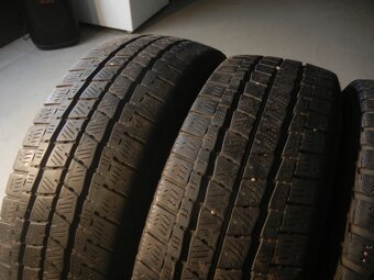 Zimní pneu Falken + Nokian 205/65R16C - 2