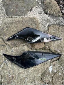 Plasty pod nádrž Suzuki Gsxr 750, 600 k6, k7 - 2