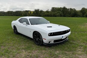 Dodge Challenger SRT 6.4 V8 – Akce Vánoce - 2