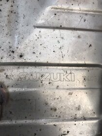 Suzuki GSR 600-tlumiče výfuků - 2