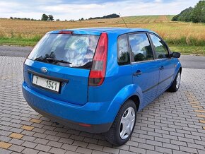 FORD FIESTA 1.3i Ambiente 10/2004 5dveř. KLIMA, STK 2026 - 2