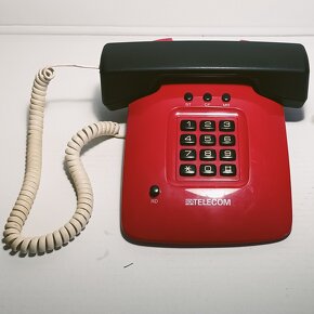 Retro pevný telefon - ISKRA ETA853/10 T - 2