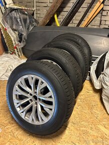 Zimní sada 5x112 r18 originál VW Touareg III - 2