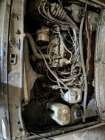 VW Golf MK2 Syncro 1.8 66 kw ND - 2