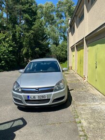 Opel astra H 1.6 77kw - 2