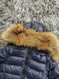 Detska bunda Moncler vel 110/116 - 2