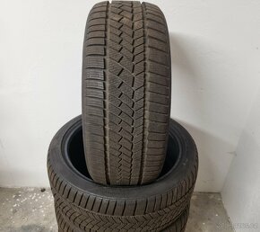 Zimní pneu Continental 235/40 R19 - 2