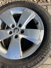 Alu Škoda r15 5x100 + zánovní zimní pneu 185/60/15 - 2