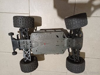 RC auto Arrma Vorteks 3S BLX 1:10 4WD RTR - 2