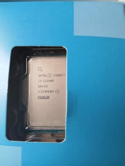 Intel Core i3 socket 1700 - 2