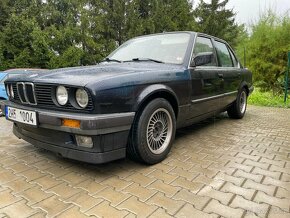 BMW 316i E30 Sedan - 2