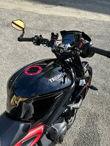 Triumph Street Triple 765 R - 2