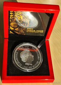 5 Oz stříbrná mince Lunar Tiger 2022 black proof - 2