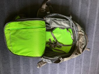 Turistický batoh Osprey Farpoint 40L - 2