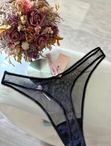 Nová černá tanga Victoria Secret, vel. S, PC 500 Kč - 2