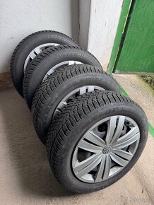 5x112 zimní sada 205/55 R16  + poklice Vw - 2