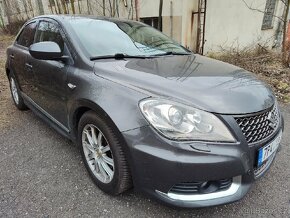 SUZUKI KIZASHI (2011,2.4 benzín,manuál) - 2