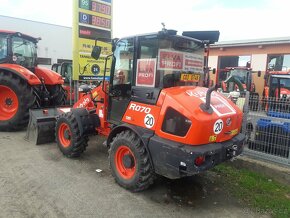 Kloubový nakladač KUBOTA R070 - 2