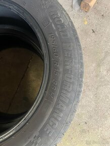 Pneu 195/60 R15 88H - 2