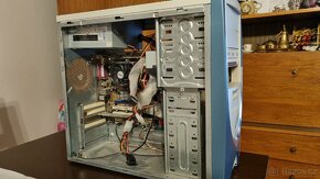 Staré PC Asus M2A-VM - 2