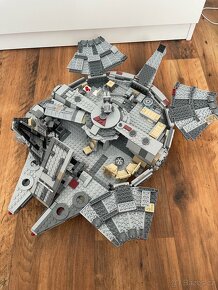 Prodám Millennium Falcon - 2